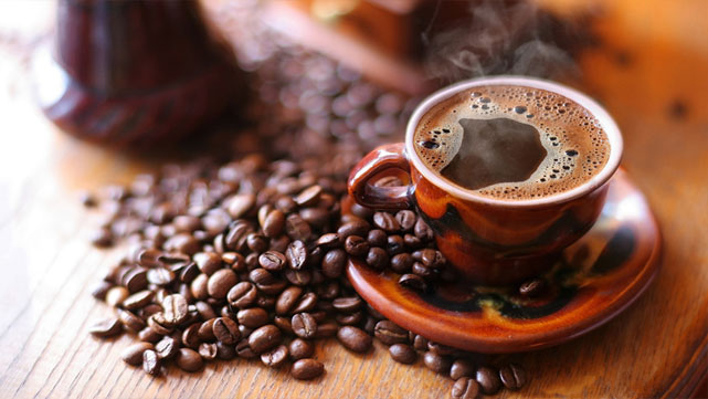 لا تشرب القهوة قبل السّاعة التّاسعة والنّصف صباحاً !
